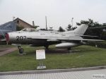 MiG-19 (F-6)